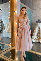 Charming Off-the-Shoulder Tulle Prom Dress Sweetheart Tea-Length